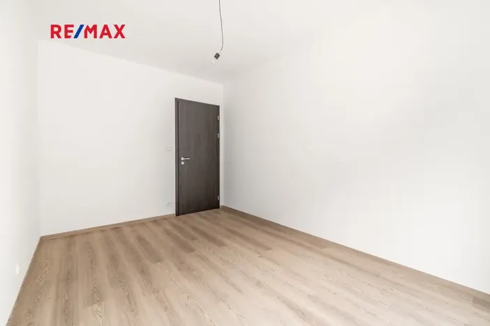 Prodej bytu 2+kk, Praha - Prosek, Čakovická, 43 m2