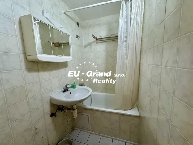 Prodej bytu 2+kk, Praha - Písnice, Výletní, 43 m2