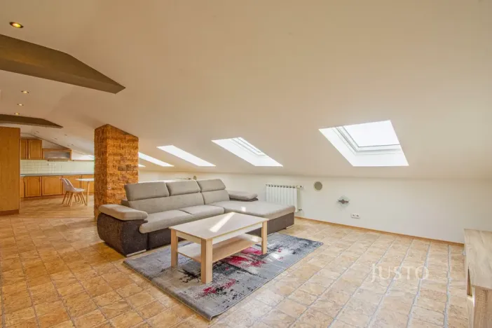 Pronájem bytu 2+kk, Frýdek-Místek, náměstí Svobody, 133 m2