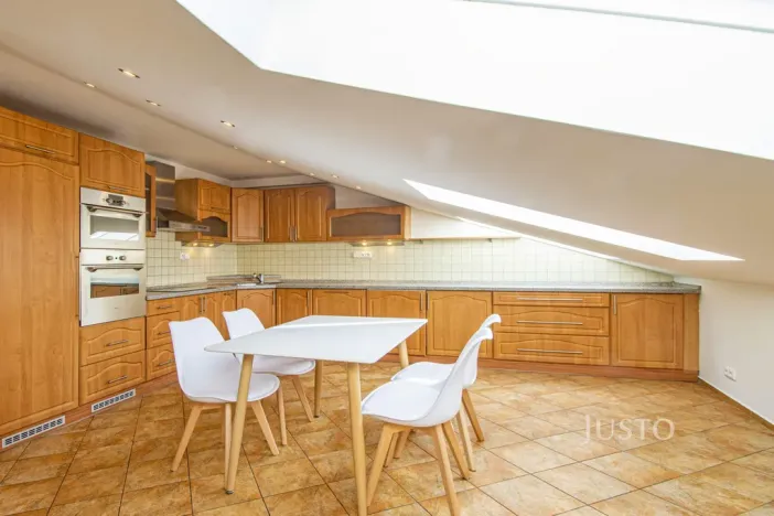 Pronájem bytu 2+kk, Frýdek-Místek, náměstí Svobody, 133 m2