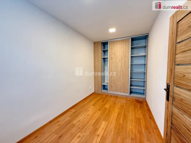 Pronájem bytu 2+1, Křešice, 52 m2