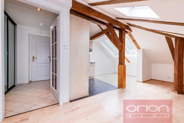 Prodej bytu 2+kk, Praha - Smíchov, Na Zatlance, 53 m2