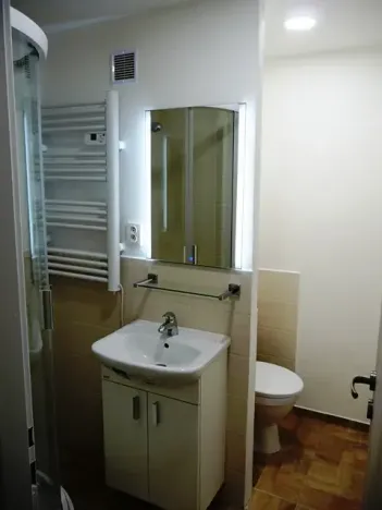 Prodej bytu 1+kk, Děčín, Pohraniční, 20 m2