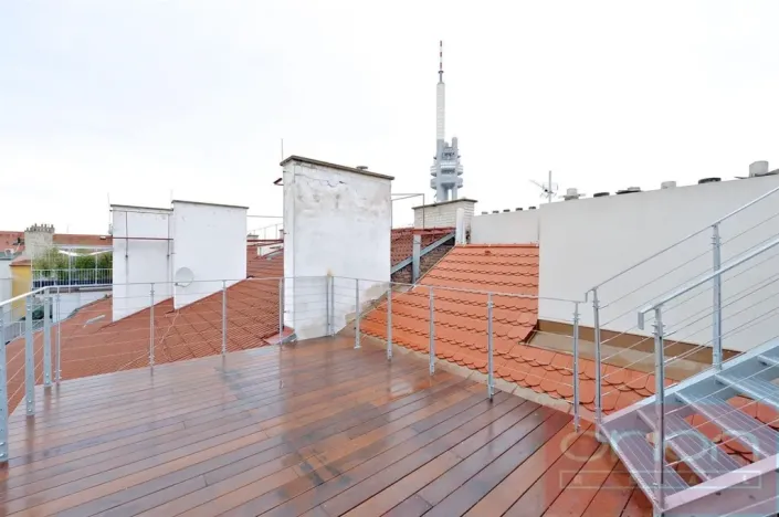 Pronájem bytu 2+kk, Praha - Vinohrady, náměstí Jiřího z Poděbrad, 60 m2