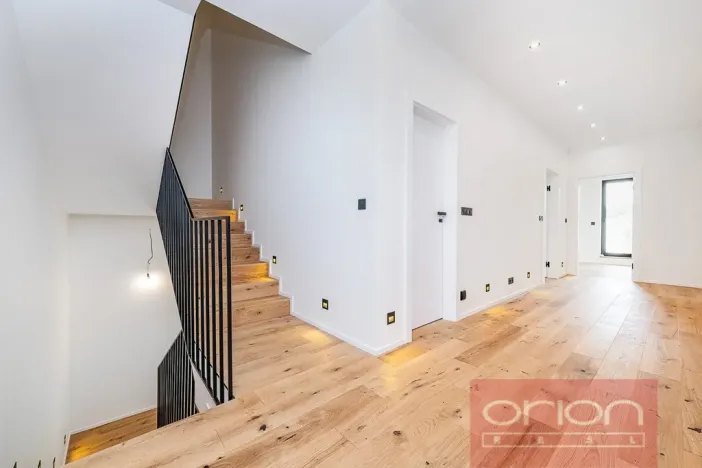 Pronájem rodinného domu, Praha - Stodůlky, Ke Koh-i-nooru, 282 m2