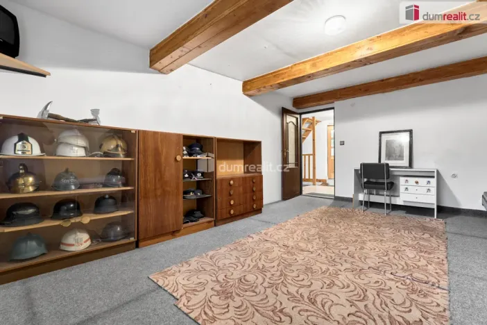 Prodej chalupy, Žlutice - Verušice, 450 m2