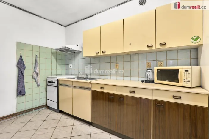 Prodej chalupy, Žlutice - Verušice, 450 m2