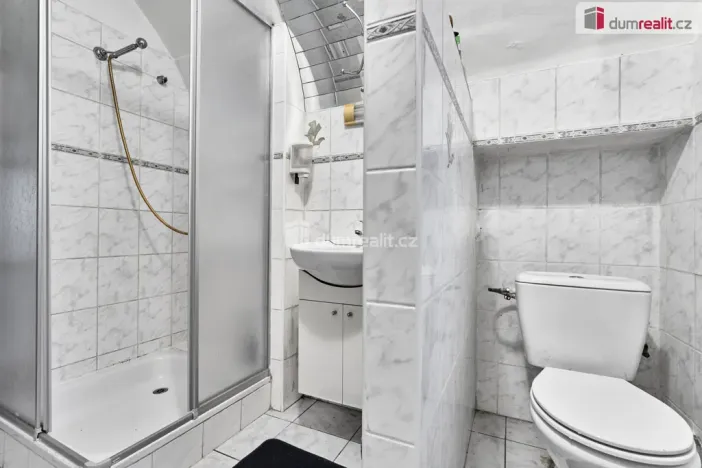 Prodej chalupy, Žlutice - Verušice, 450 m2