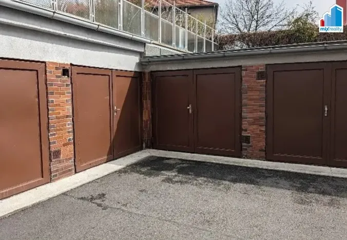 Pronájem garáže, Plzeň - Východní Předměstí, Jetelová, 17 m2