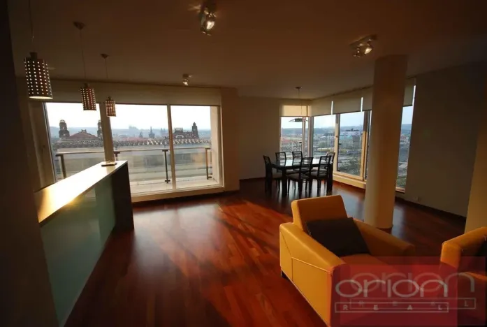 Pronájem bytu 4+kk, Praha - Vinohrady, Italská, 134 m2