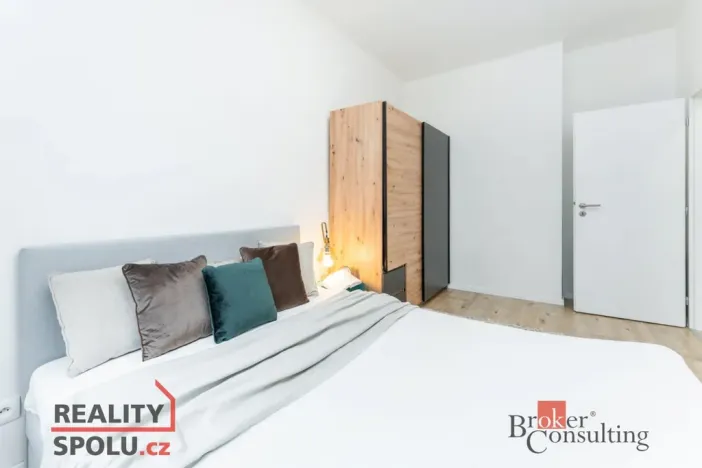 Pronájem bytu 2+kk, Praha - Krč, Za Zelenou liškou, 52 m2