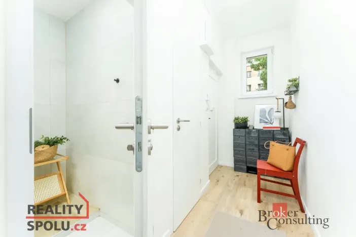 Pronájem bytu 2+kk, Praha - Krč, Za Zelenou liškou, 52 m2