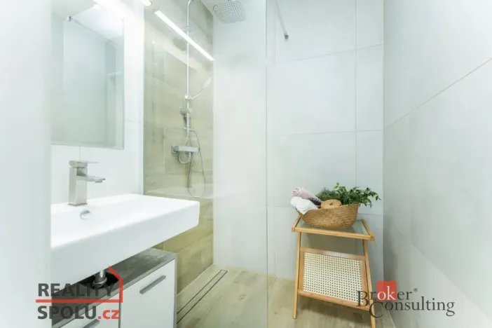 Pronájem bytu 2+kk, Praha - Krč, Za Zelenou liškou, 52 m2