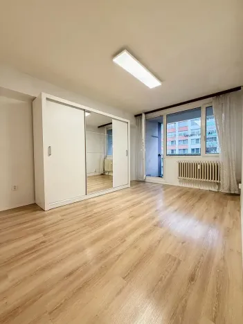 Pronájem bytu 4+1, Mladá Boleslav, Erbenova, 79 m2