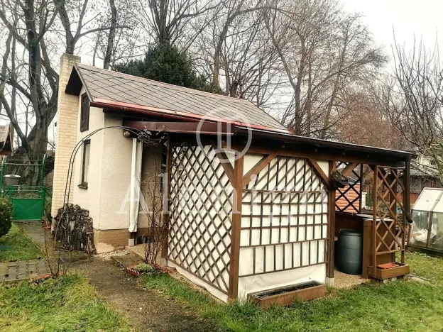 Prodej chaty, Slaný, 36 m2