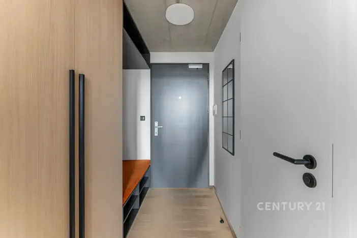 Pronájem bytu 2+kk, Praha - Vysočany, Kolbenova, 54 m2