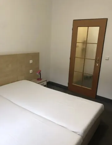 Pronájem bytu 2+kk, Praha, 45 m2