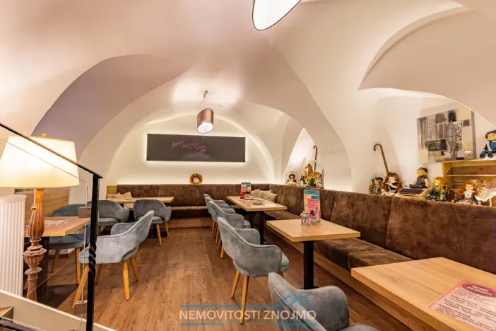 Prodej restaurace, Retz, Znaimerstraße, 200 m2