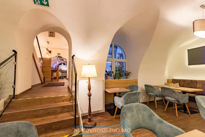 Prodej restaurace, Retz, Znaimerstraße, 200 m2