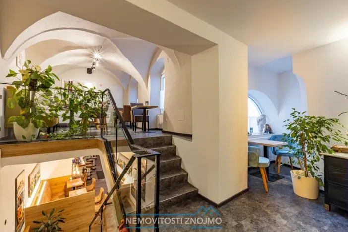 Prodej restaurace, Retz, Znaimerstraße, 200 m2