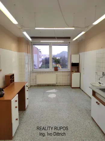 Pronájem ordinace, Oslavany, Letkovská, 45 m2