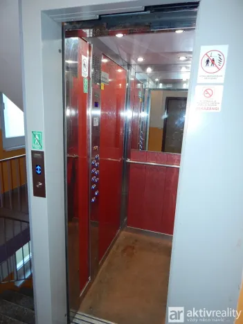 Prodej bytu 2+kk, Teplice - Prosetice, Na konečné, 47 m2