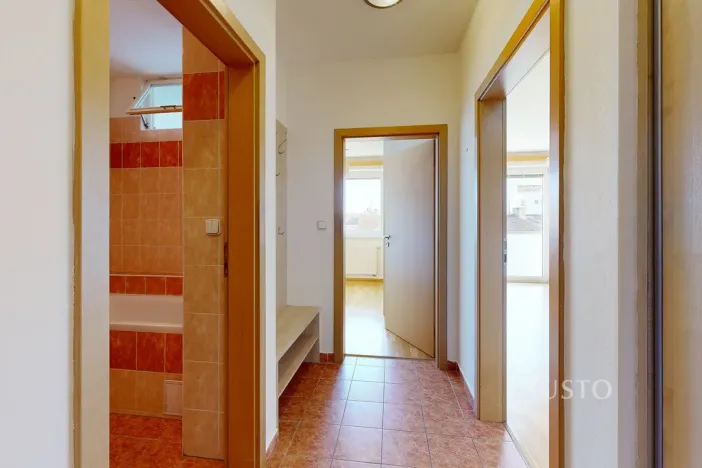 Pronájem bytu 2+kk, České Budějovice, Jar. Haška, 43 m2