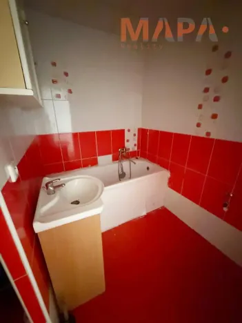 Prodej bytu 2+1, Chomutov, Dřínovská, 62 m2