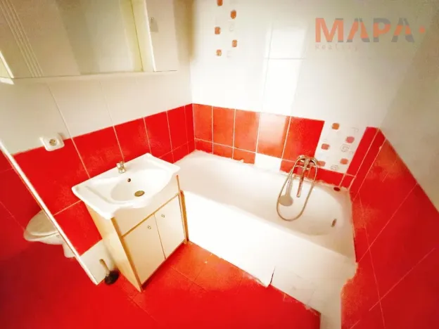 Prodej bytu 2+1, Chomutov, Dřínovská, 62 m2