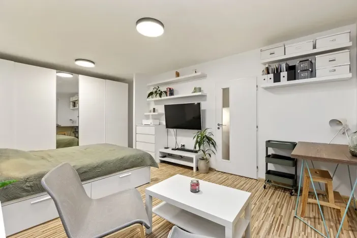 Pronájem bytu 1+1, Pardubice - Polabiny, Varšavská, 36 m2