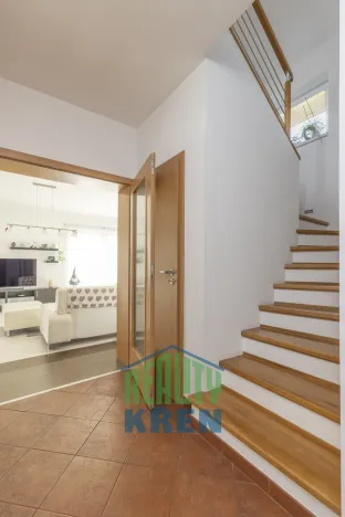 Prodej rodinného domu, Unhošť, V Topolech, 151 m2