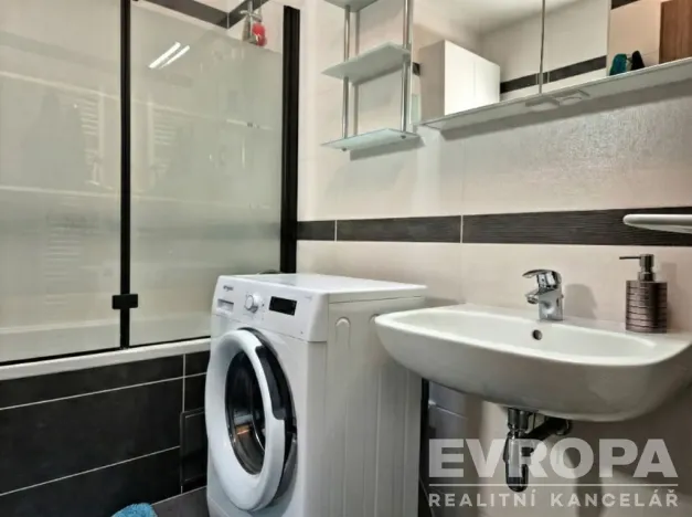 Prodej bytu 4+kk, Praha - Radotín, Na Krupičárně, 96 m2