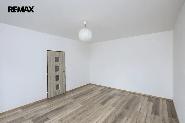 Pronájem bytu 2+1, Strakonice - Strakonice II, Komenského, 60 m2