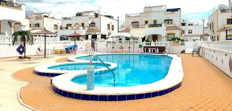 Prodej rodinného domu, Guardamar del Segura, Španělsko, 82 m2