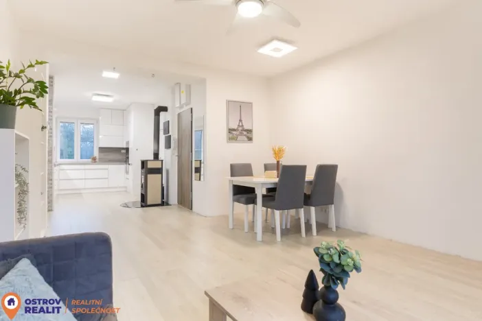 Prodej bytu 3+kk, Hrabišín, 79 m2