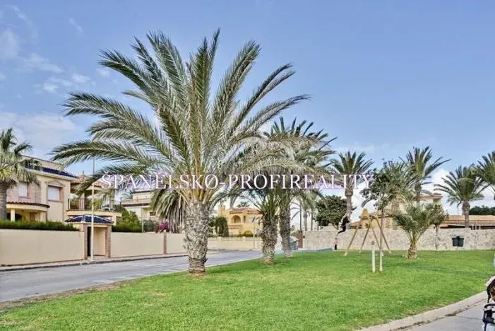 Prodej vily, Orihuela, Španělsko, 80 m2