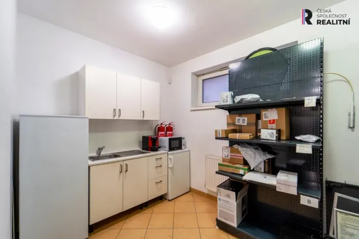 Prodej obchodního prostoru, Praha - Libuš, Dobronická, 149 m2