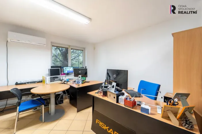 Prodej obchodního prostoru, Praha - Libuš, Dobronická, 149 m2