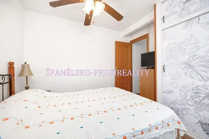 Prodej bytu 4+1, Torrevieja, Španělsko, 89 m2