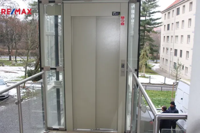 Pronájem bytu 3+1, Praha - Břevnov, Bělohorská, 72 m2