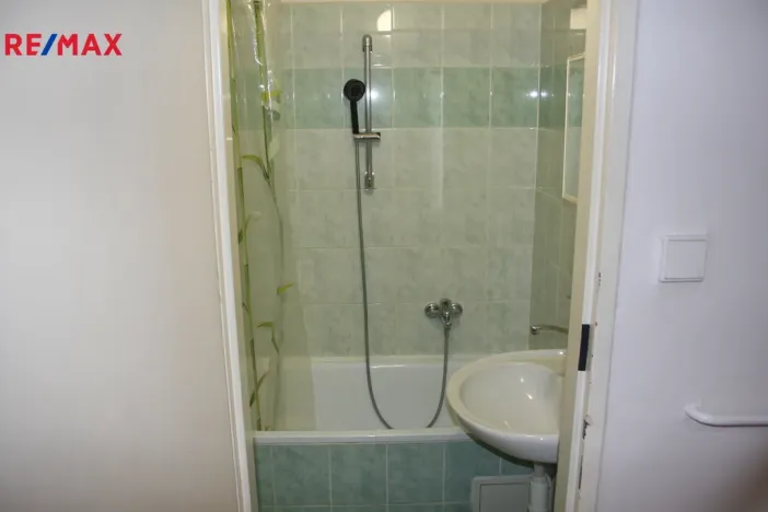 Pronájem bytu 3+1, Praha - Břevnov, Bělohorská, 72 m2