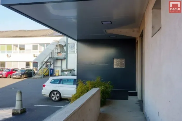 Pronájem skladu, Olomouc, Šlechtitelů, 272 m2