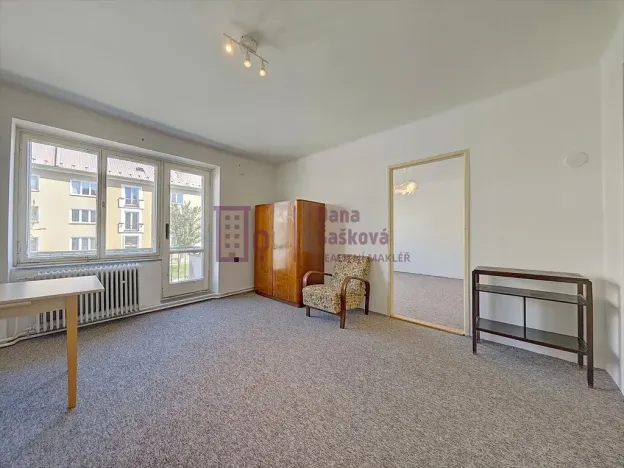 Pronájem bytu 2+1, Jindřichův Hradec, Tovární, 56 m2