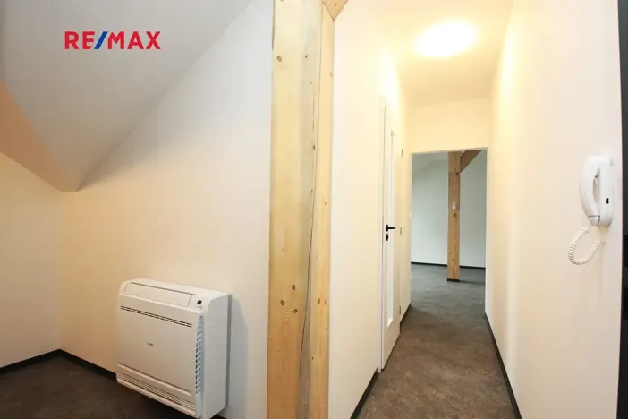 Pronájem bytu 2+kk, Kolín, Kmochova, 44 m2