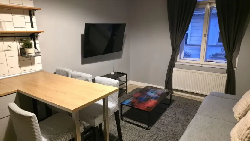 Pronájem bytu 2+kk, Praha - Žižkov, Bořivojova, 56 m2