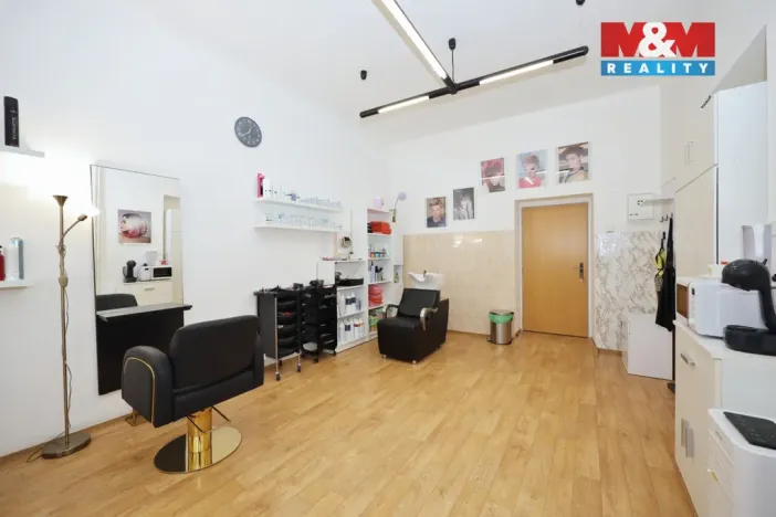 Pronájem obchodního prostoru, Havlíčkův Brod, Žižkova, 24 m2