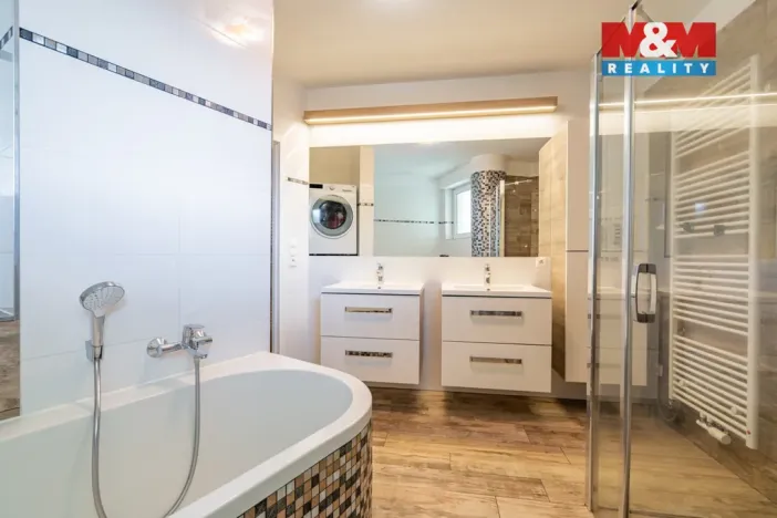 Prodej bytu 4+kk, České Budějovice, Ant. Barcala, 110 m2