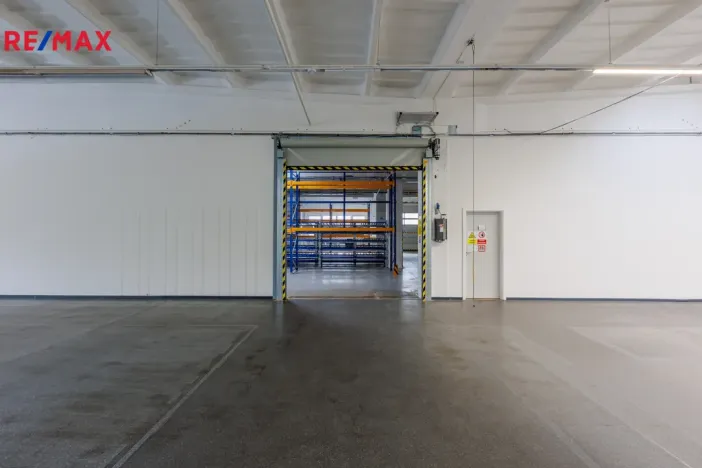 Pronájem výrobních prostor, Chodová Planá, Kyjovská, 1300 m2
