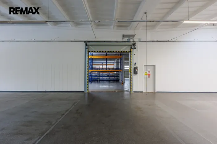 Pronájem výrobních prostor, Chodová Planá, Kyjovská, 1300 m2