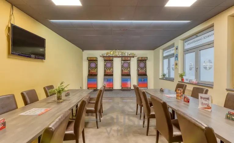 Prodej restaurace, Praha - Kobylisy, Chabařovická, 295 m2